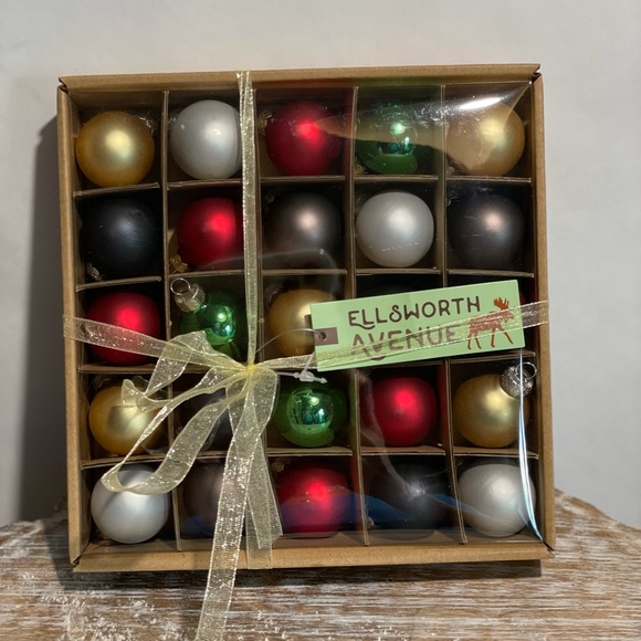 Vintage Christmas Mini glass bulbs 24 set - Picture 2 of 5